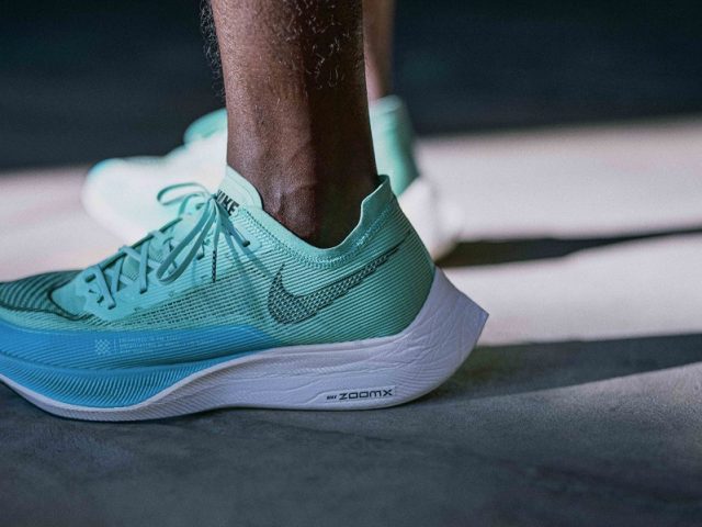 Qual o melhor tênis de corrida barato masculino da Nike 2023?